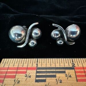 Vintage modernist silver screw-back earrings by Joan Polsdorfer for Georg Jensen